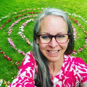 Bild von Autorin Claudia Schimkowski